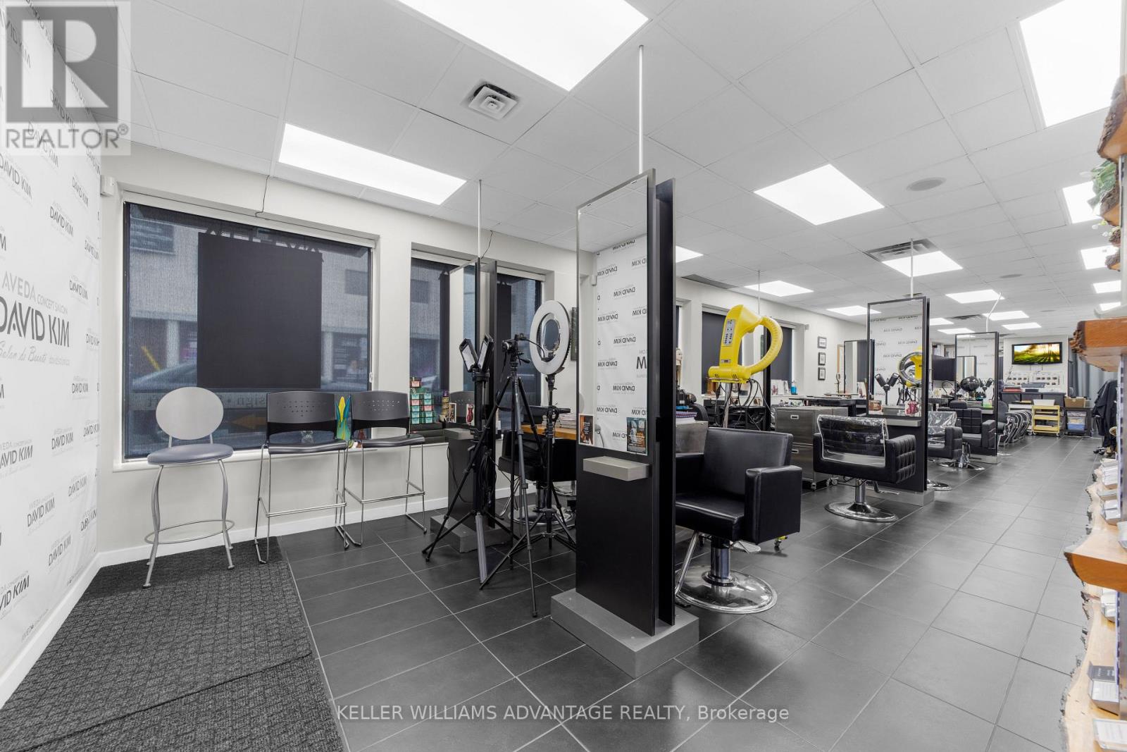 15171 Yonge Street, Aurora, Ontario  L4G 1M1 - Photo 8 - N12582732