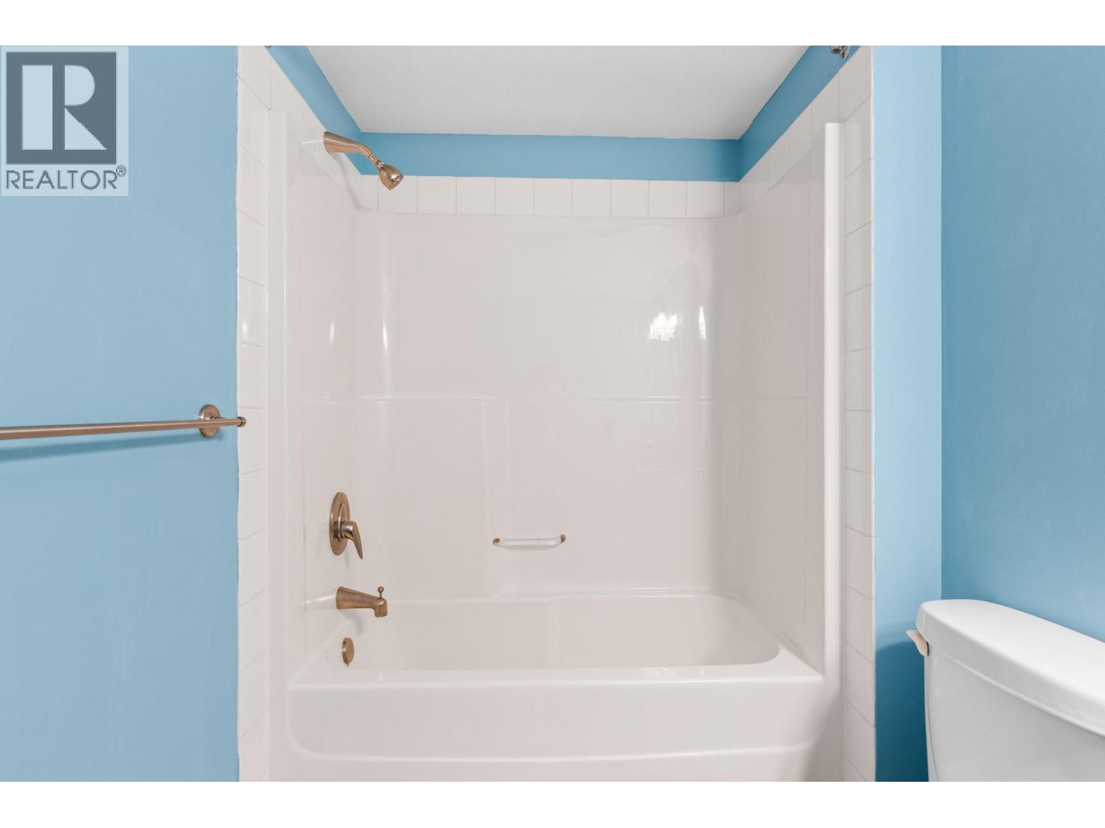 3996 Beach Avenue Unit# 335, Peachland, British Columbia V0H 1X5 - Photo 21 - 10369911