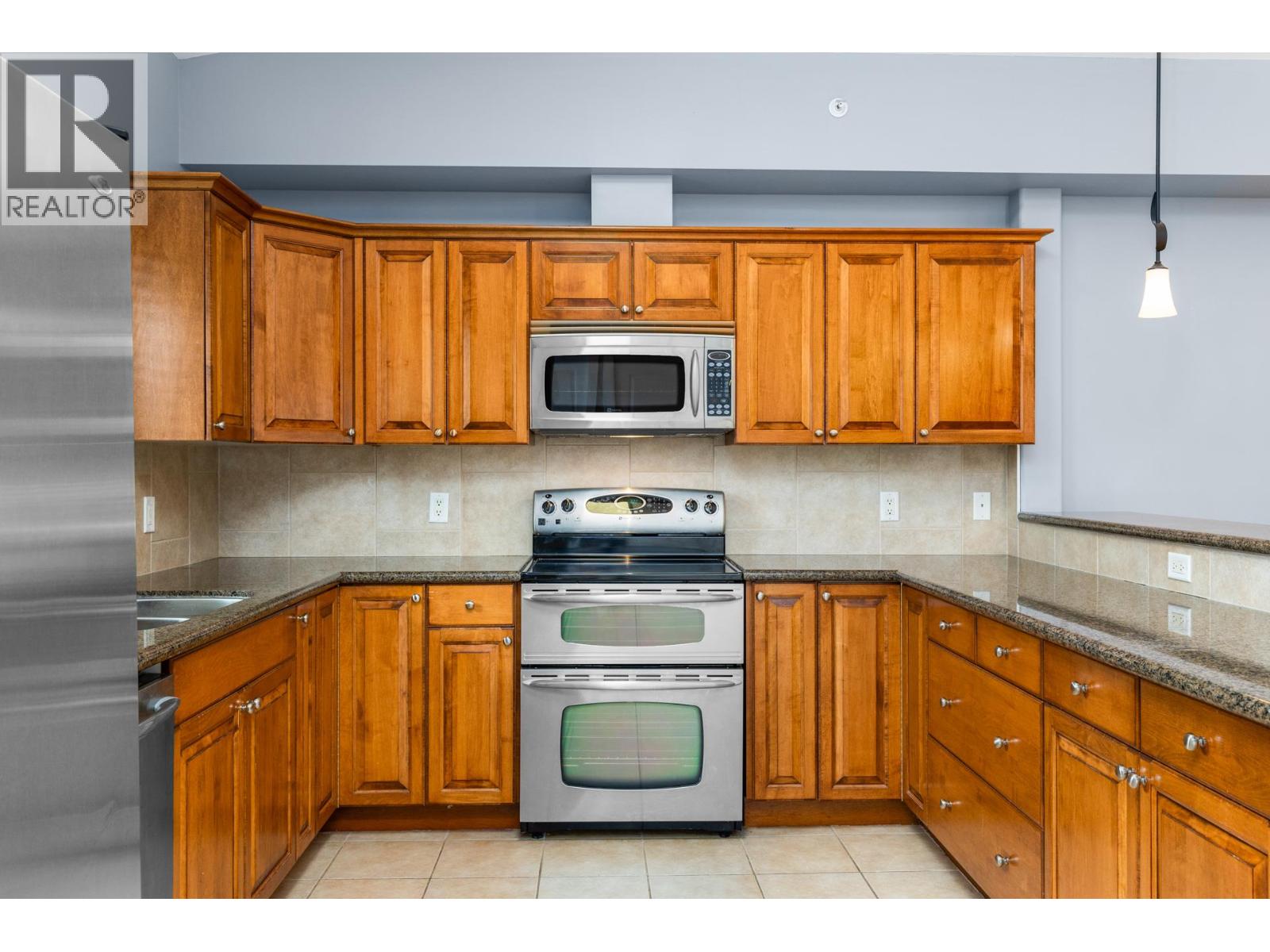 3996 Beach Avenue Unit# 335, Peachland, British Columbia V0H 1X5 - Photo 9 - 10369911