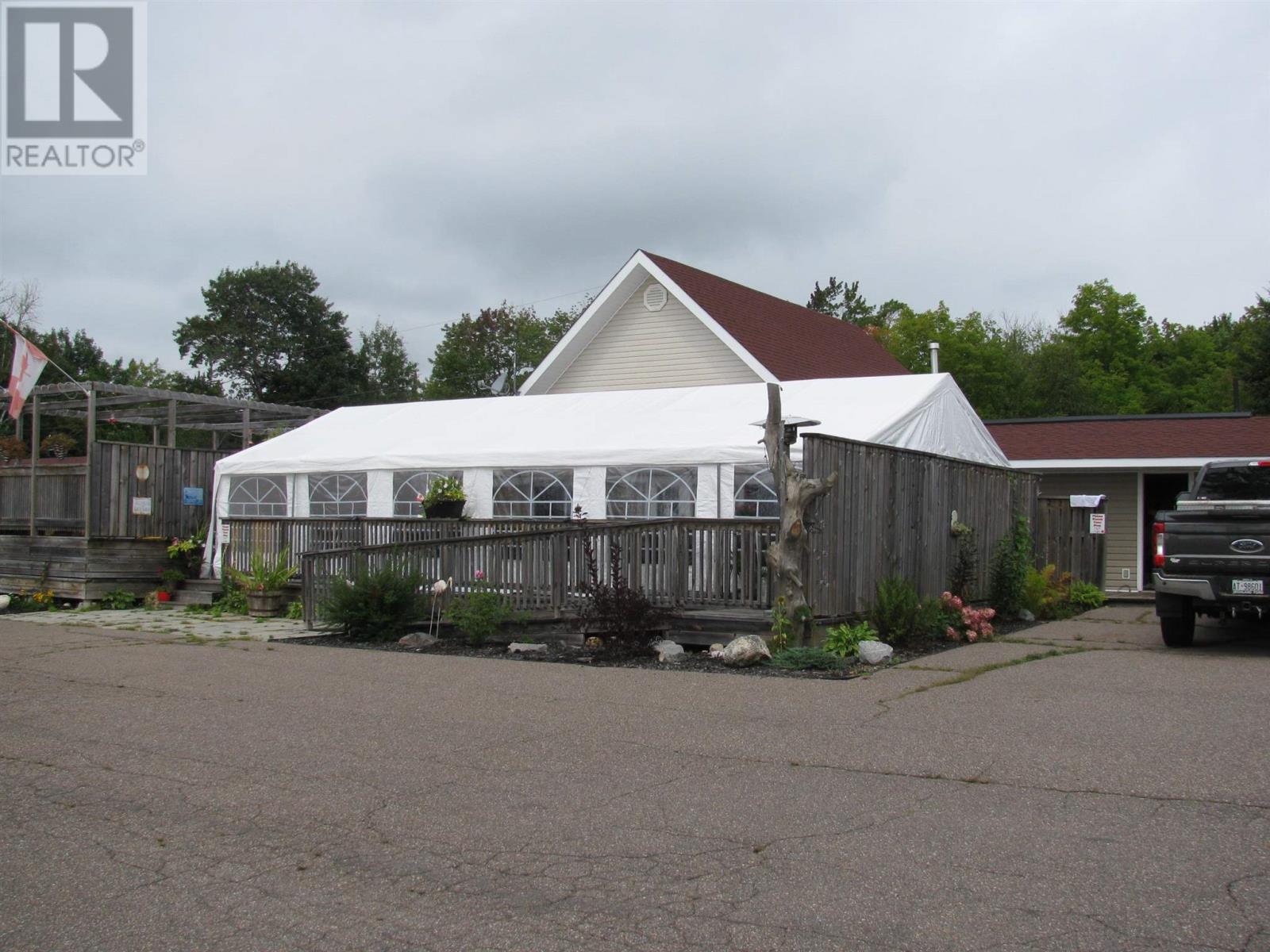 1104 Highway 17 North, Fisher Township, Ontario  P0S 1A0 - Photo 4 - SM251642