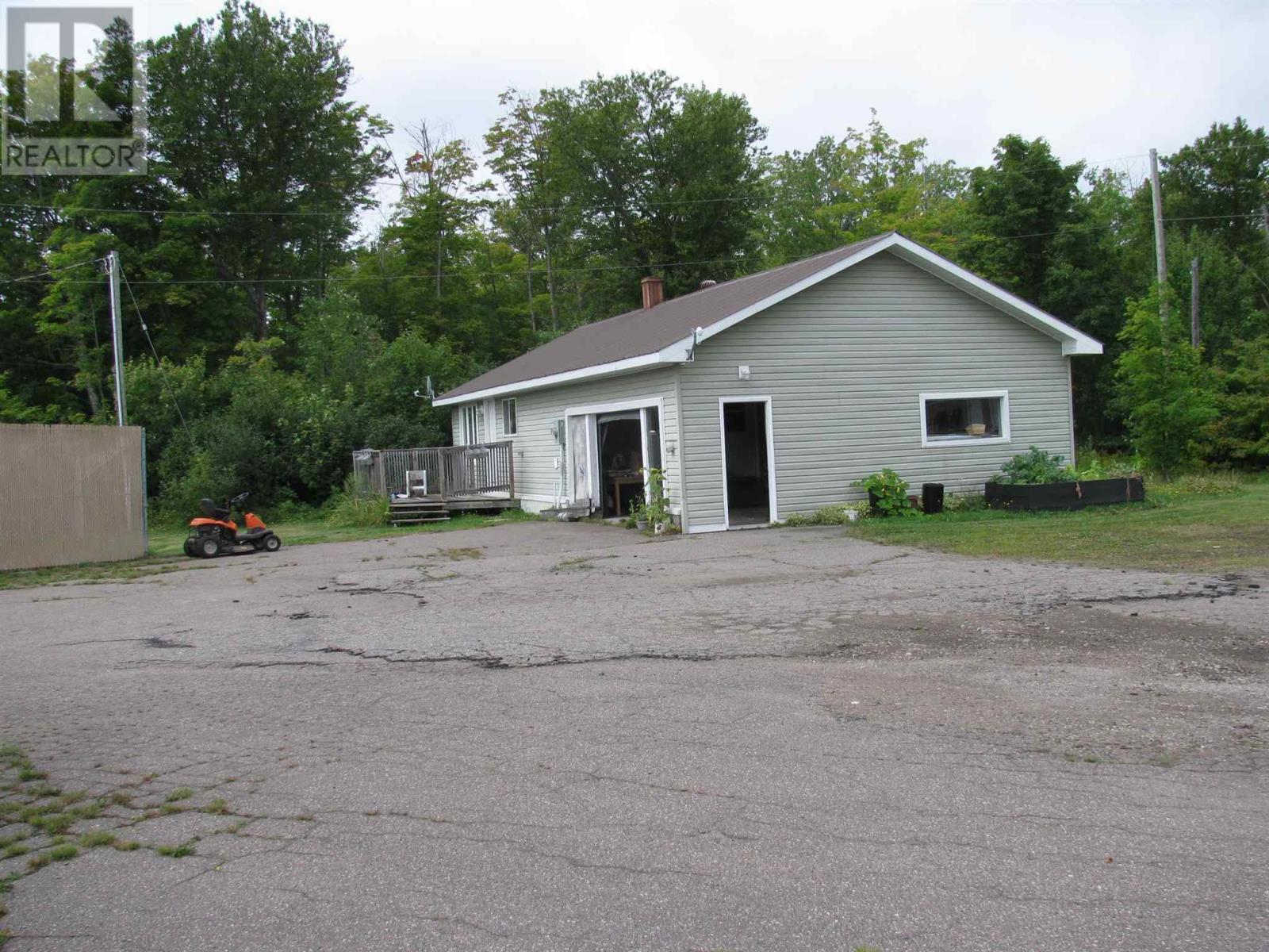 1104 Highway 17 North, Fisher Township, Ontario  P0S 1A0 - Photo 8 - SM251642