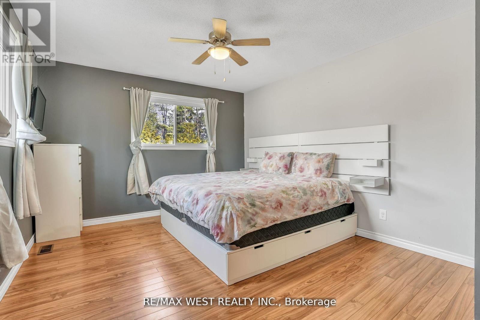 279 Sunnidale Road, Wasaga Beach, Ontario  L9Z 2T4 - Photo 10 - S12582700