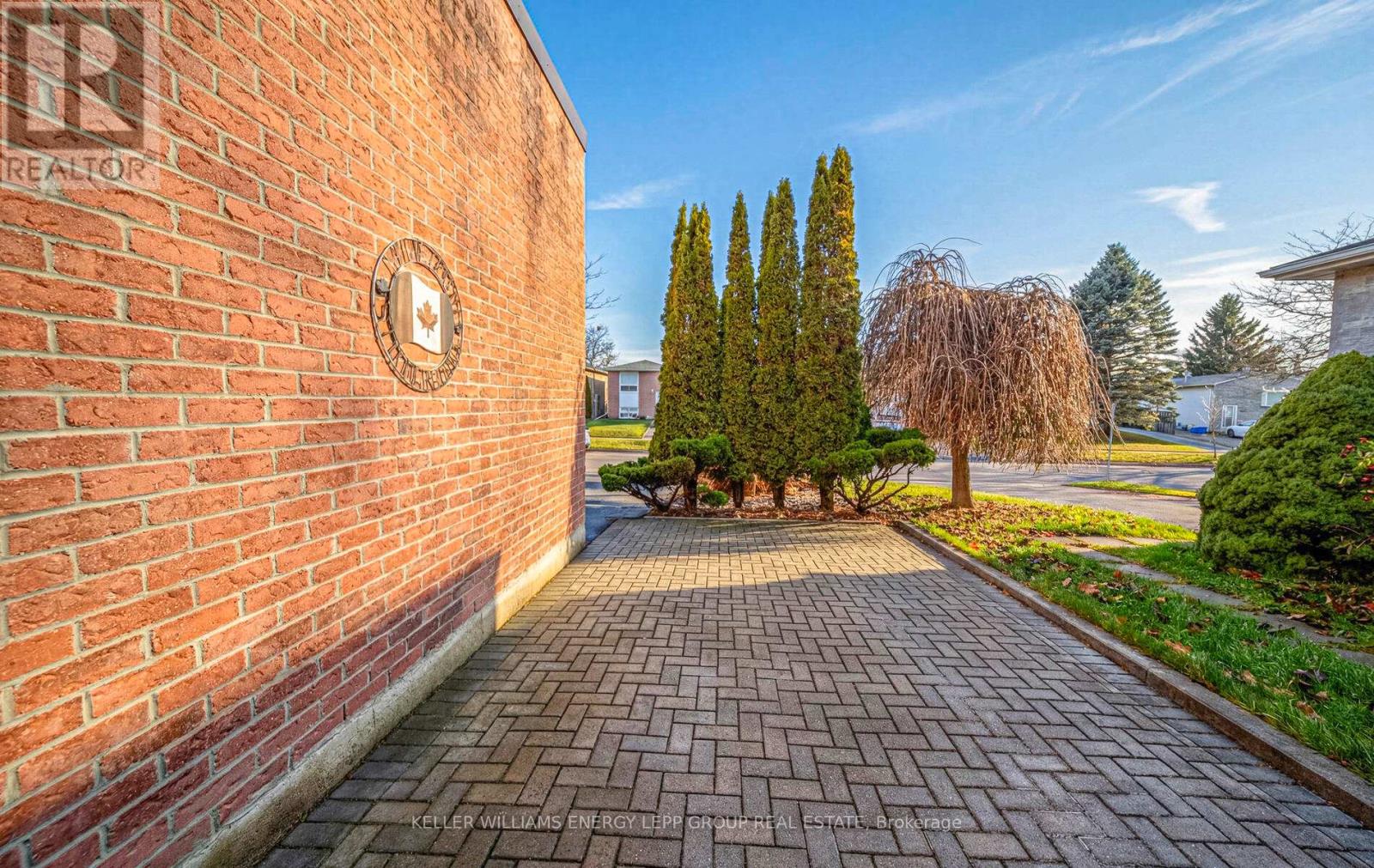 1407 Outlet Drive, Oshawa, Ontario  L1J 7Z2 - Photo 3 - E12582830