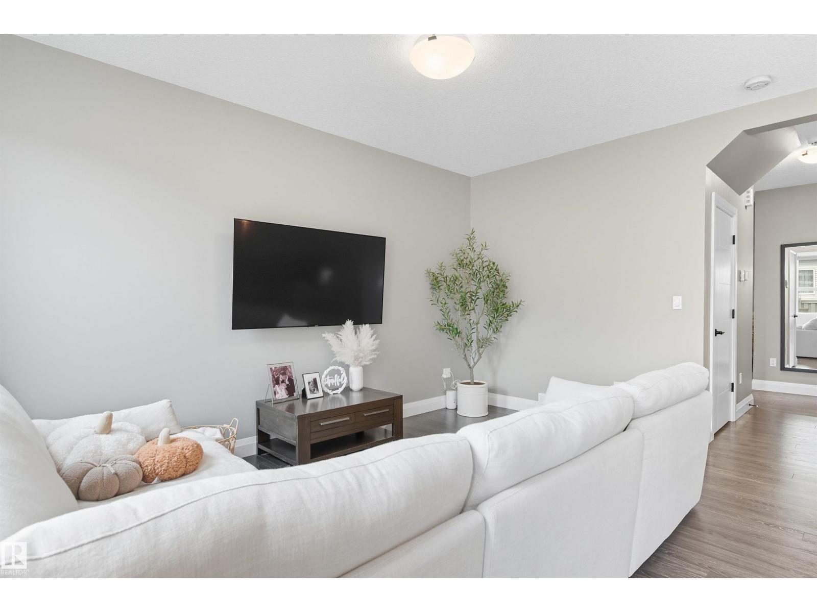 8534 Cushing Pl Sw, Edmonton, Alberta  T6W 3L2 - Photo 13 - E4462337