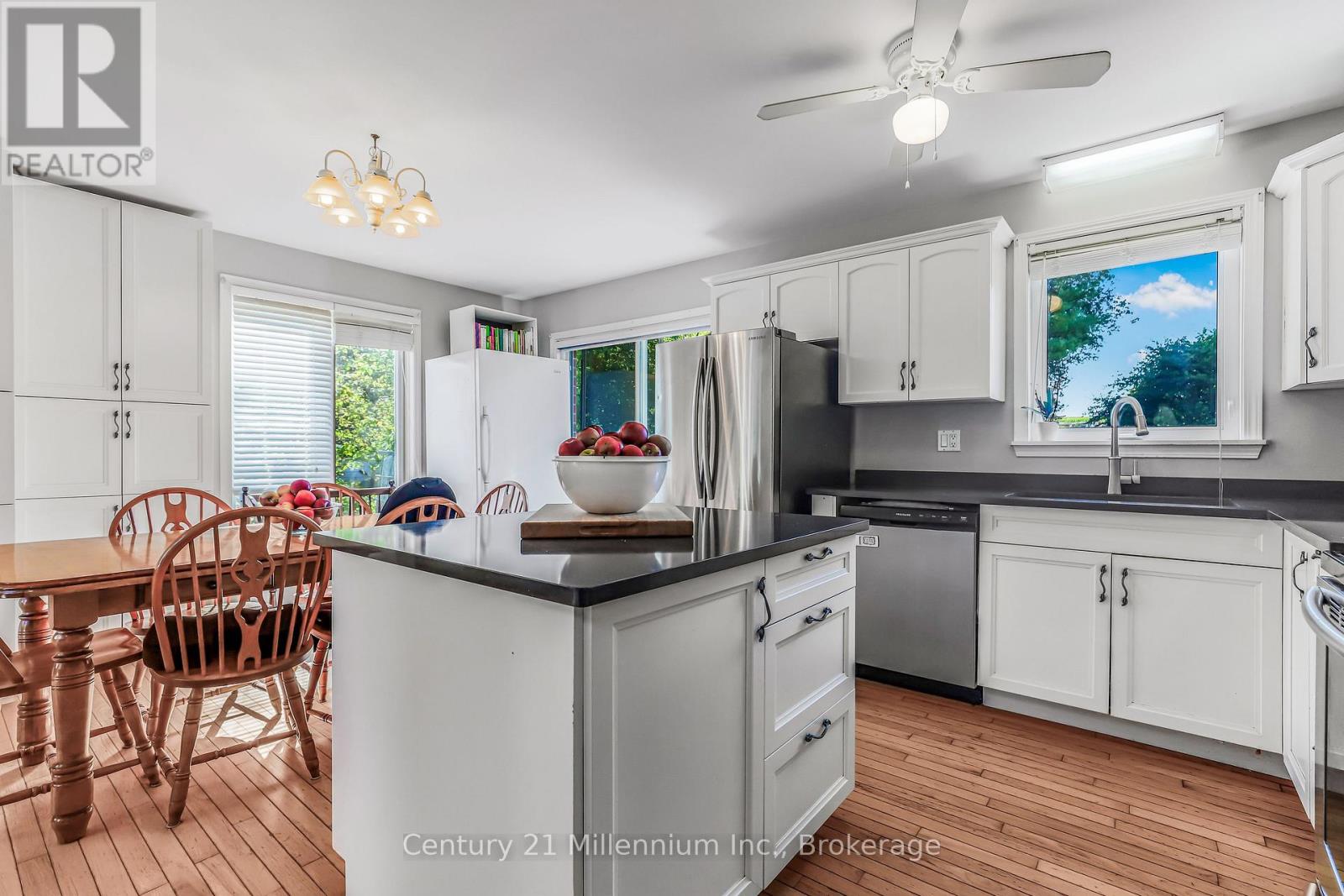 96 Main Street, Northern Bruce Peninsula, Ontario  N0H 1W0 - Photo 20 - X12582786