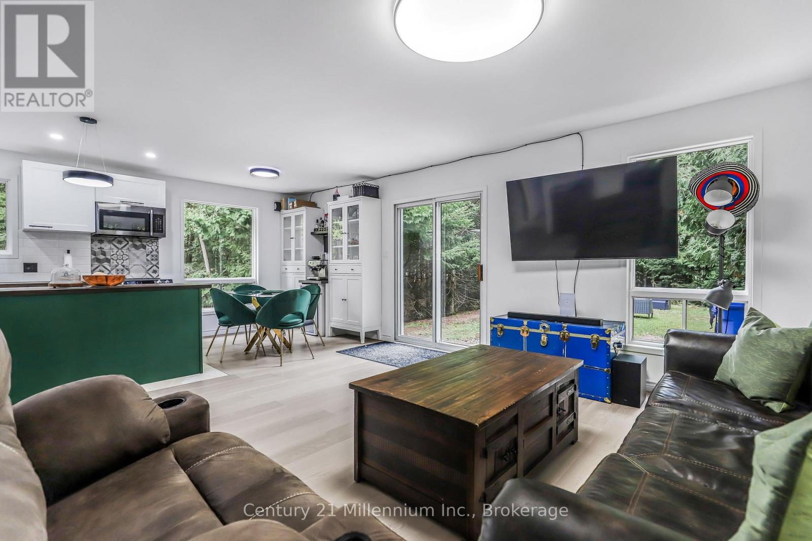 1025 West Road, Northern Bruce Peninsula, Ontario  N0H 1W0 - Photo 16 - X12582796