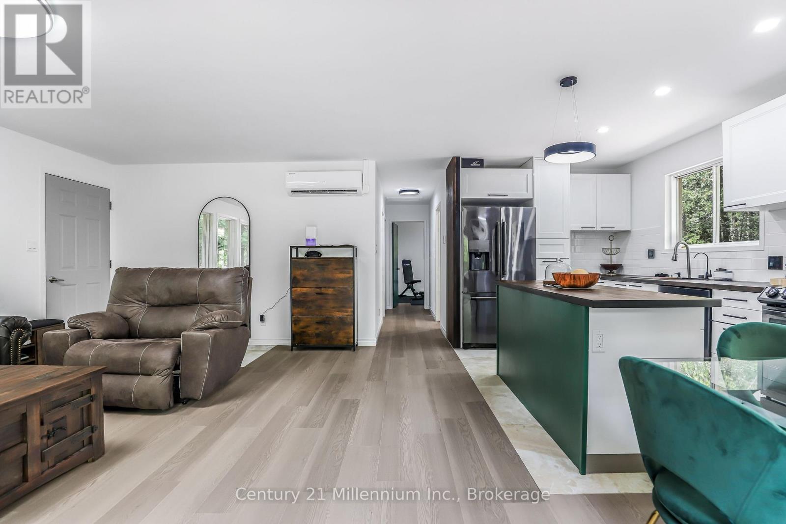 1025 West Road, Northern Bruce Peninsula, Ontario  N0H 1W0 - Photo 17 - X12582796