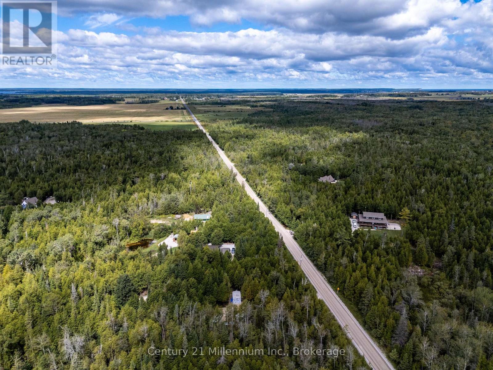 1025 West Road, Northern Bruce Peninsula, Ontario  N0H 1W0 - Photo 37 - X12582796