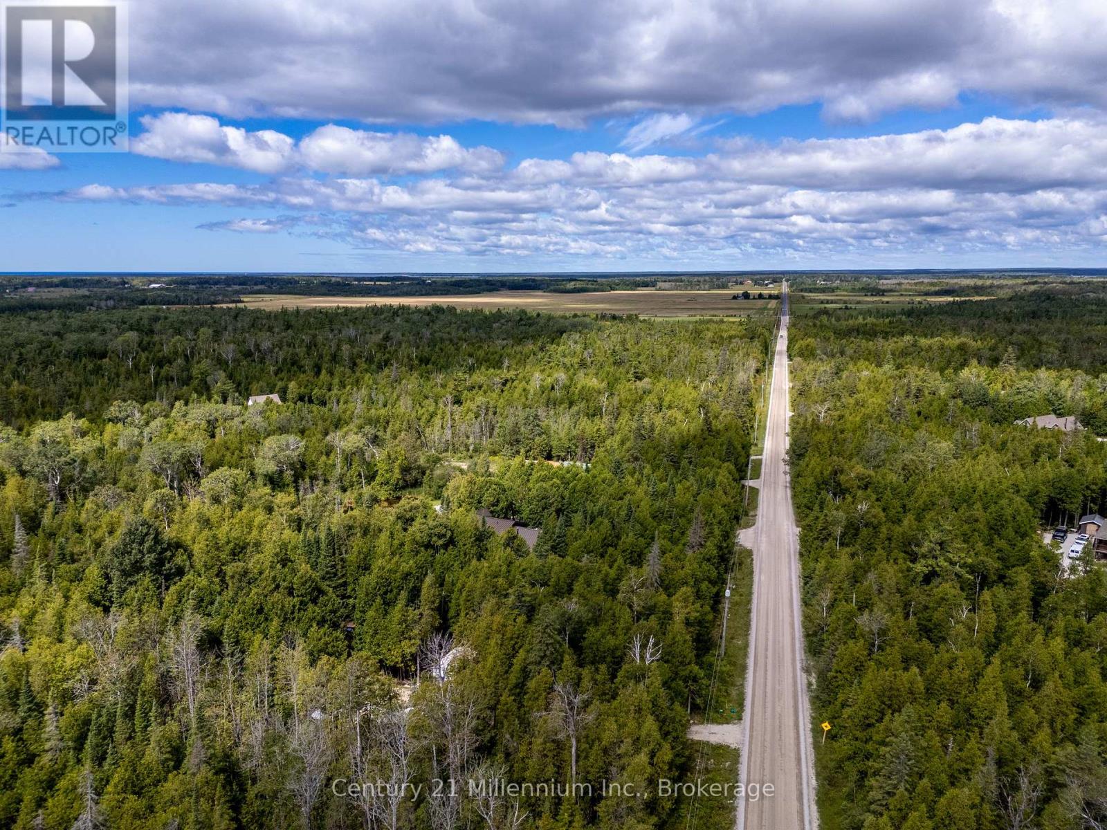 1025 West Road, Northern Bruce Peninsula, Ontario  N0H 1W0 - Photo 38 - X12582796