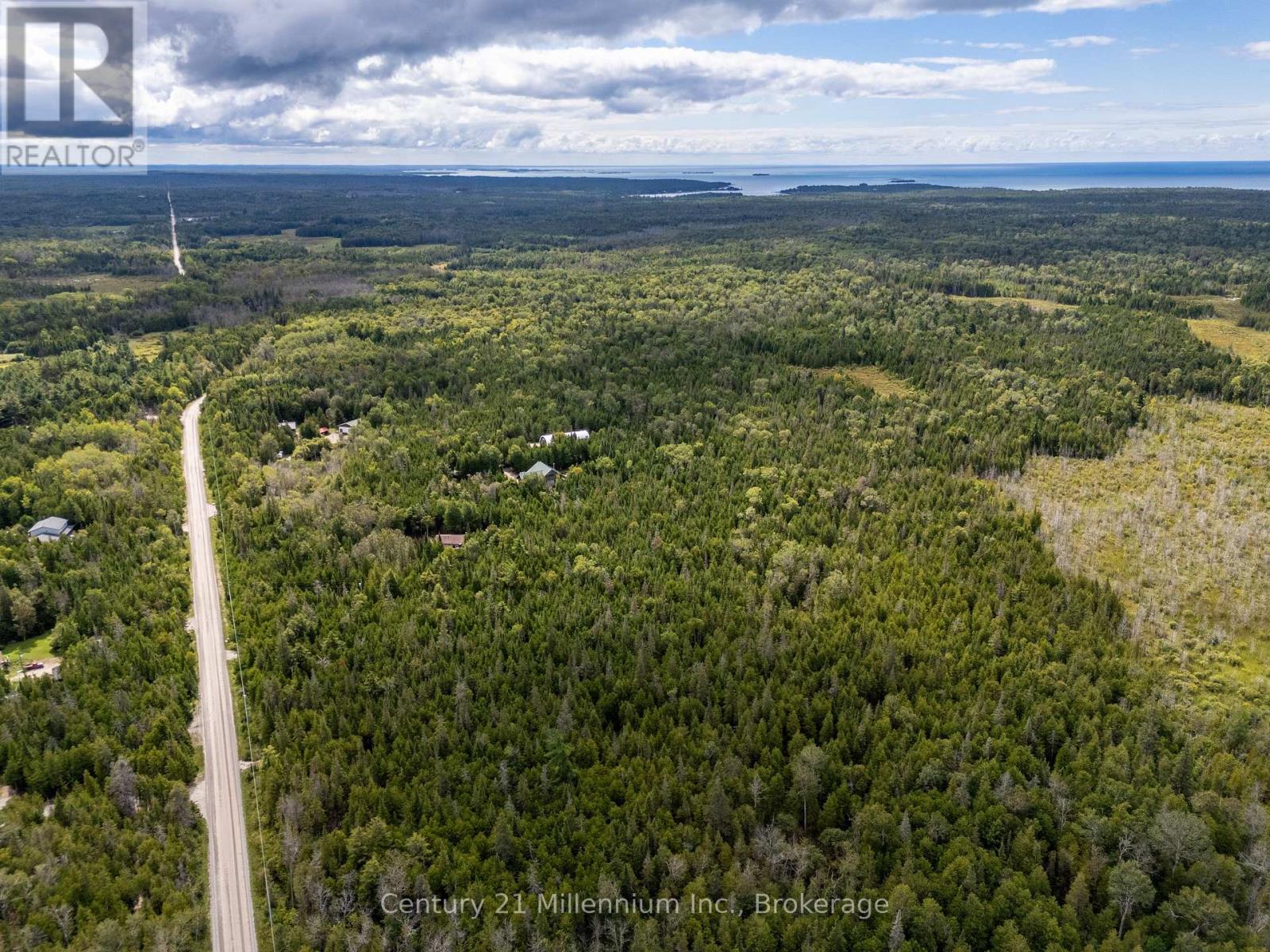 1025 West Road, Northern Bruce Peninsula, Ontario  N0H 1W0 - Photo 39 - X12582796