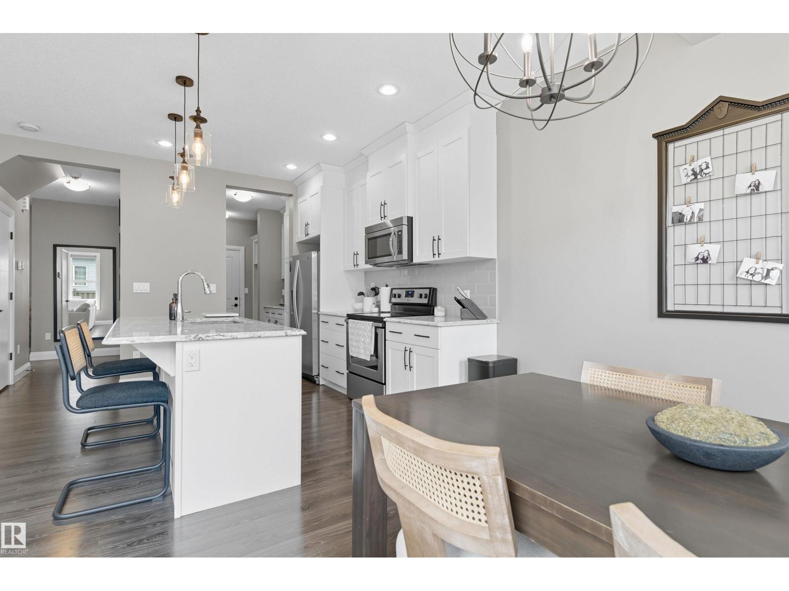 8534 Cushing Pl Sw, Edmonton, Alberta  T6W 3L2 - Photo 11 - E4462337