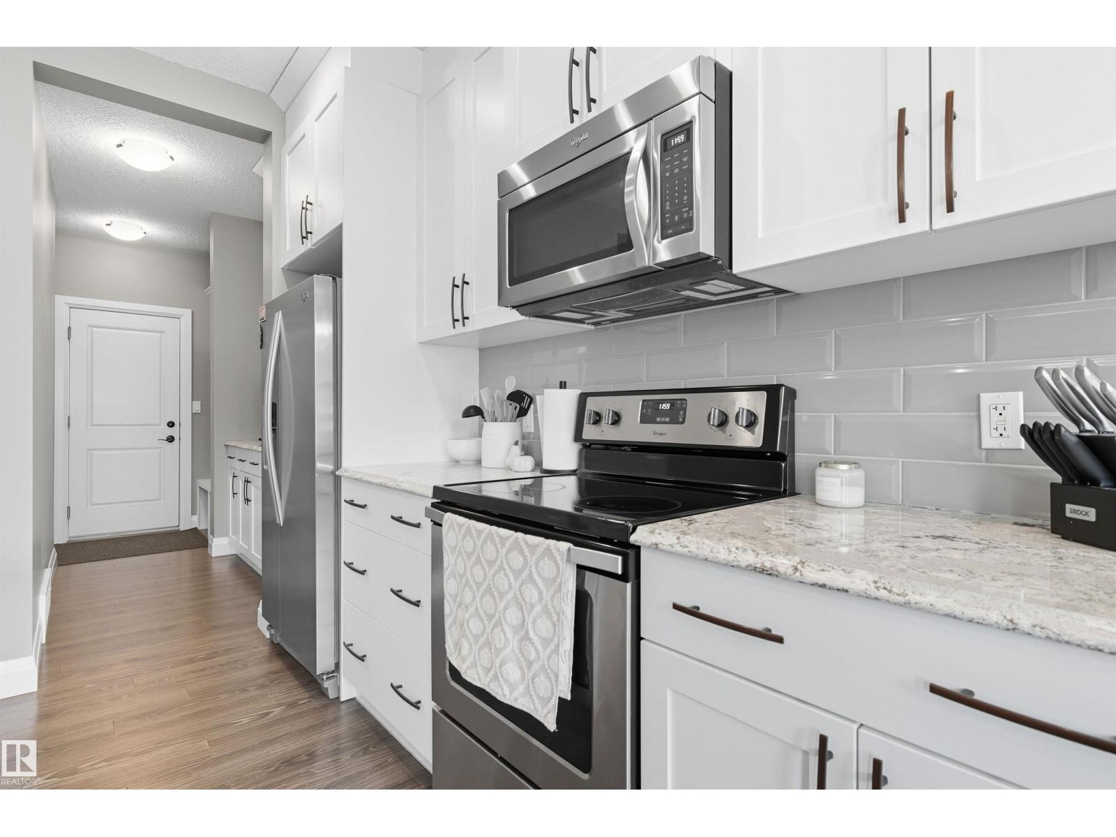 8534 Cushing Pl Sw, Edmonton, Alberta  T6W 3L2 - Photo 6 - E4462337