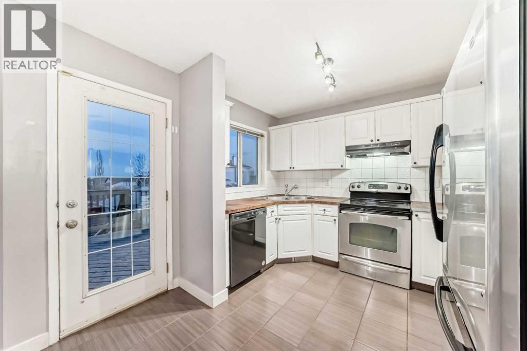 154 Bridlewood Drive Sw, Calgary, Alberta  T2Y 3T2 - Photo 21 - A2270530