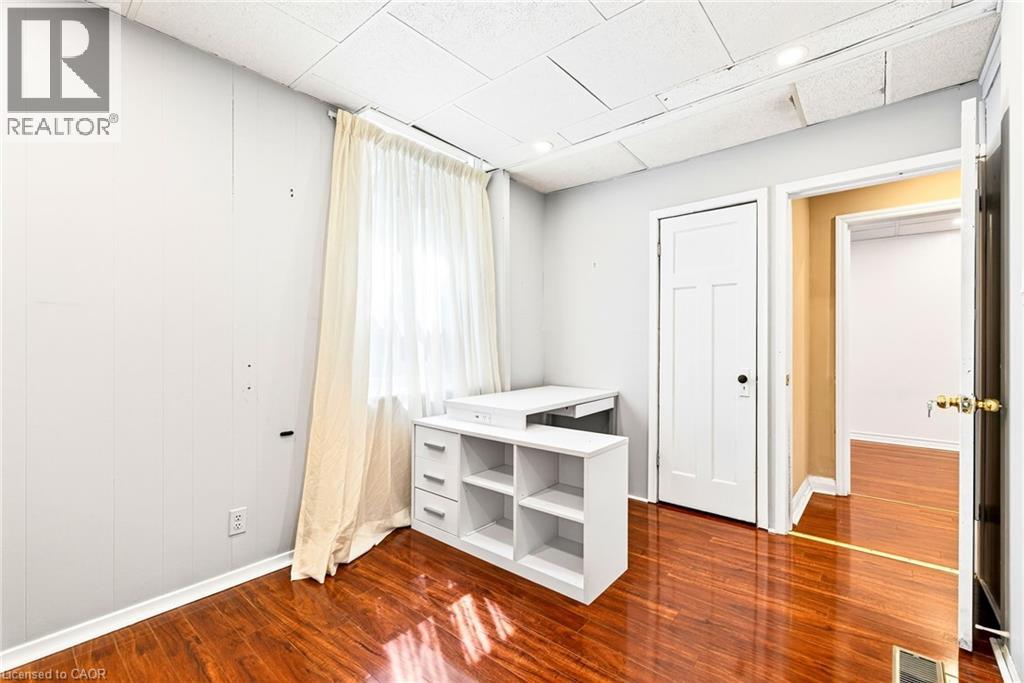 111 Leland Street, Hamilton, Ontario  L8S 3A3 - Photo 20 - 40760527