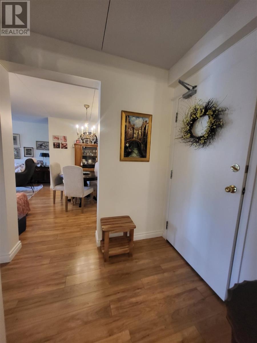 240 725 James St, Thunder Bay, Ontario  P7E 6N3 - Photo 2 - TB253517