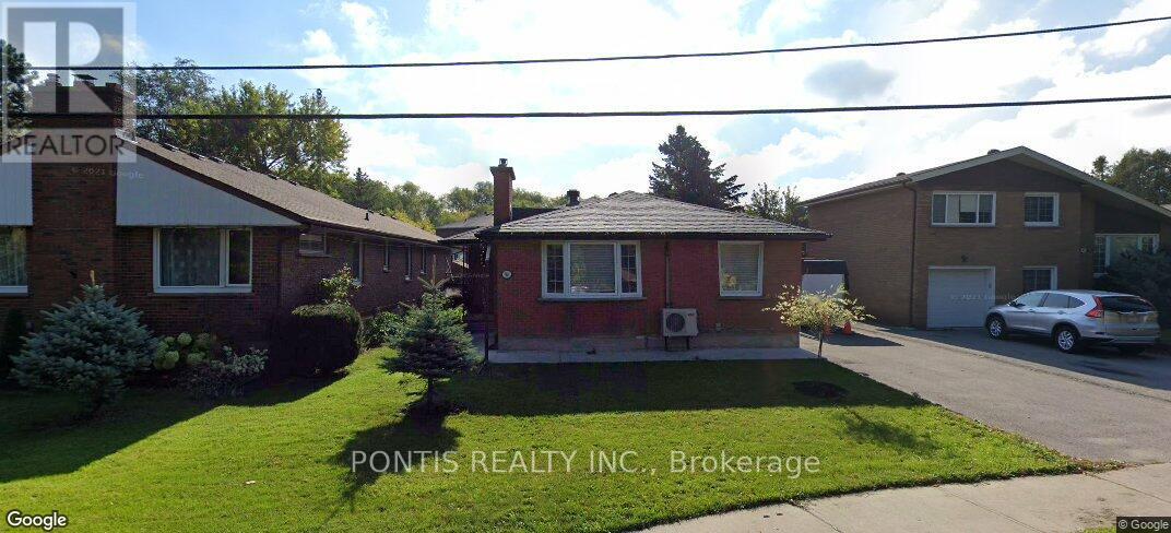 83 Denison Avenue, Brampton, Ontario  L6X 1E9 - Photo 1 - W12582636