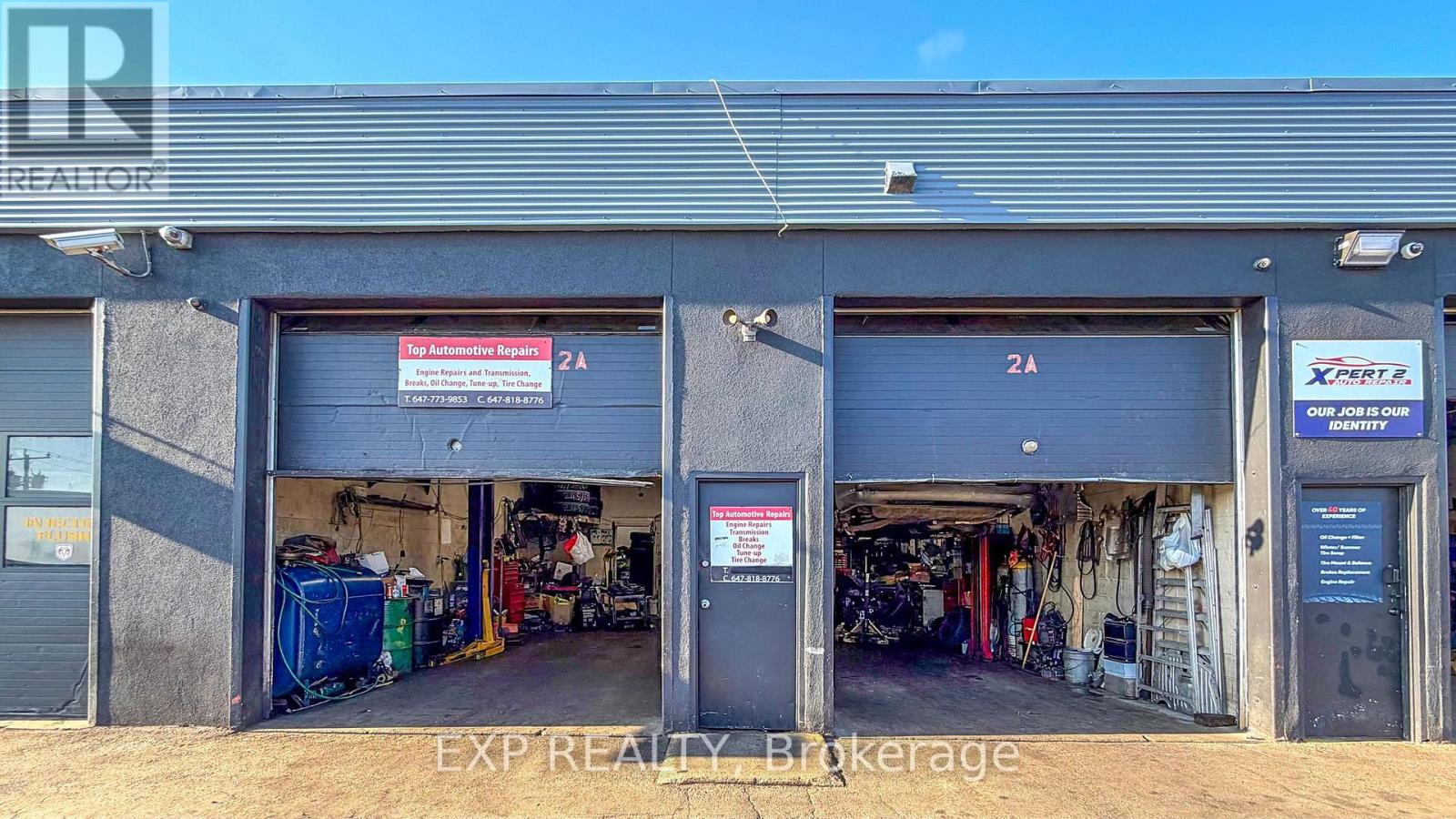 12 Lepage Court, Toronto, Ontario  M3J 1Z9 - Photo 2 - W12582692