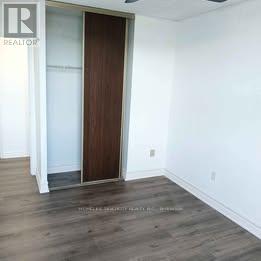 404 - 2929 Aquitaine Avenue, Mississauga, Ontario  L5N 2C7 - Photo 8 - W12582714