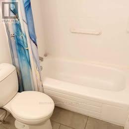 404 - 2929 Aquitaine Avenue, Mississauga, Ontario  L5N 2C7 - Photo 9 - W12582714