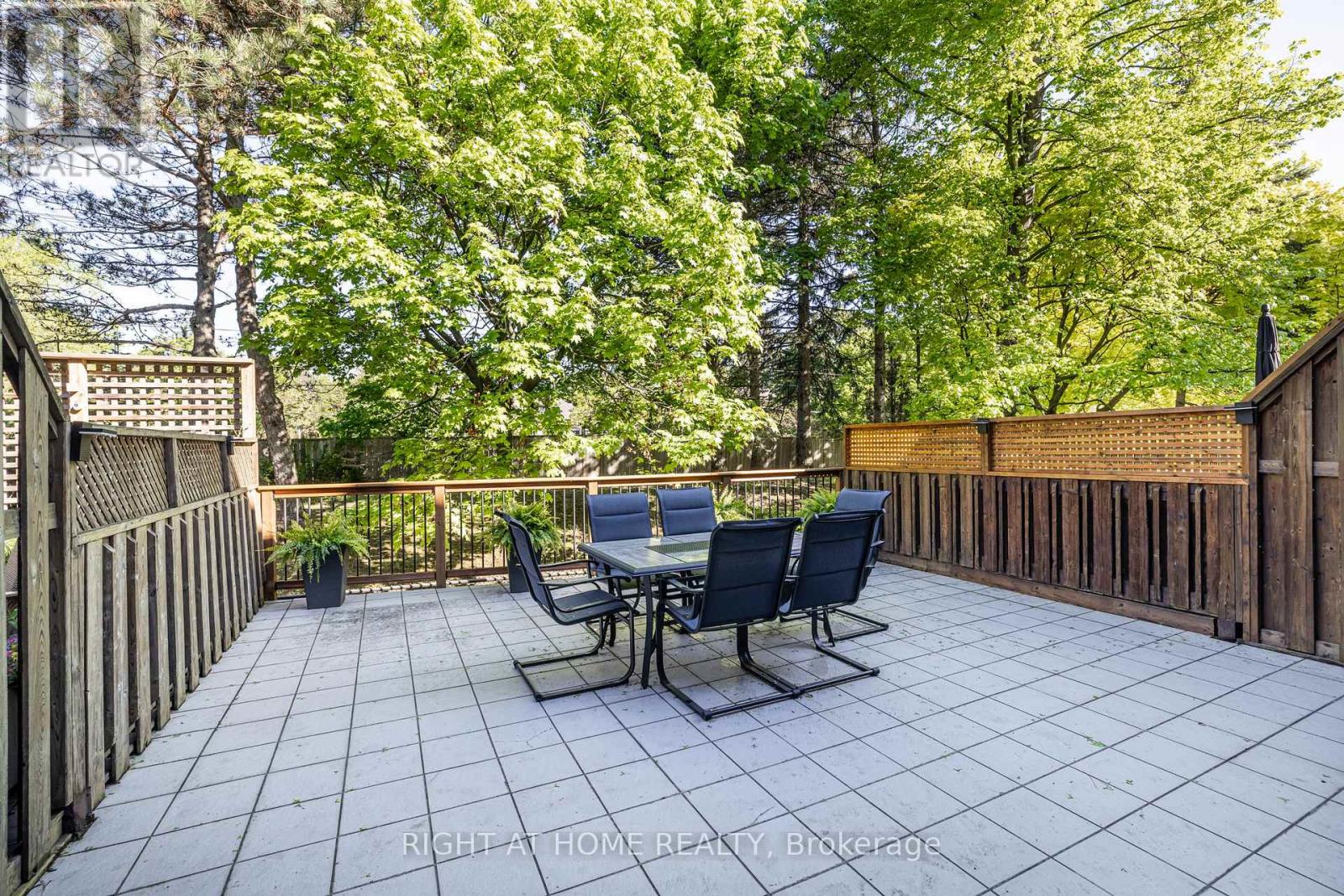 67 Windhaven Place, Oakville, Ontario  L6L 6L1 - Photo 12 - W12582724