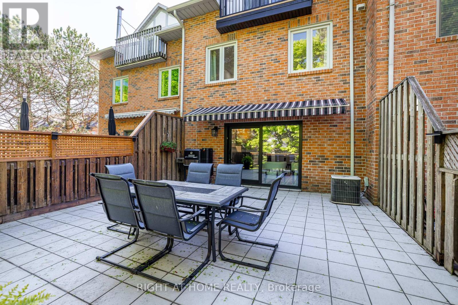 67 Windhaven Place, Oakville, Ontario  L6L 6L1 - Photo 13 - W12582724