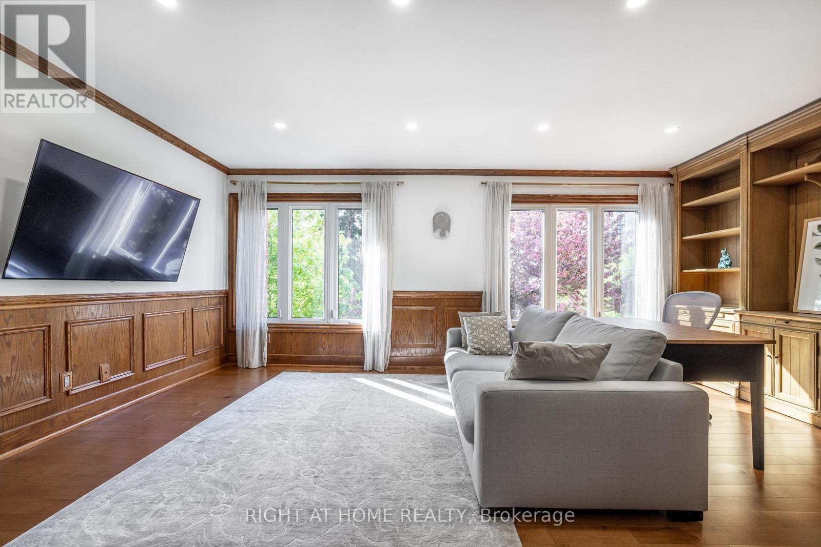 67 Windhaven Place, Oakville, Ontario  L6L 6L1 - Photo 14 - W12582724