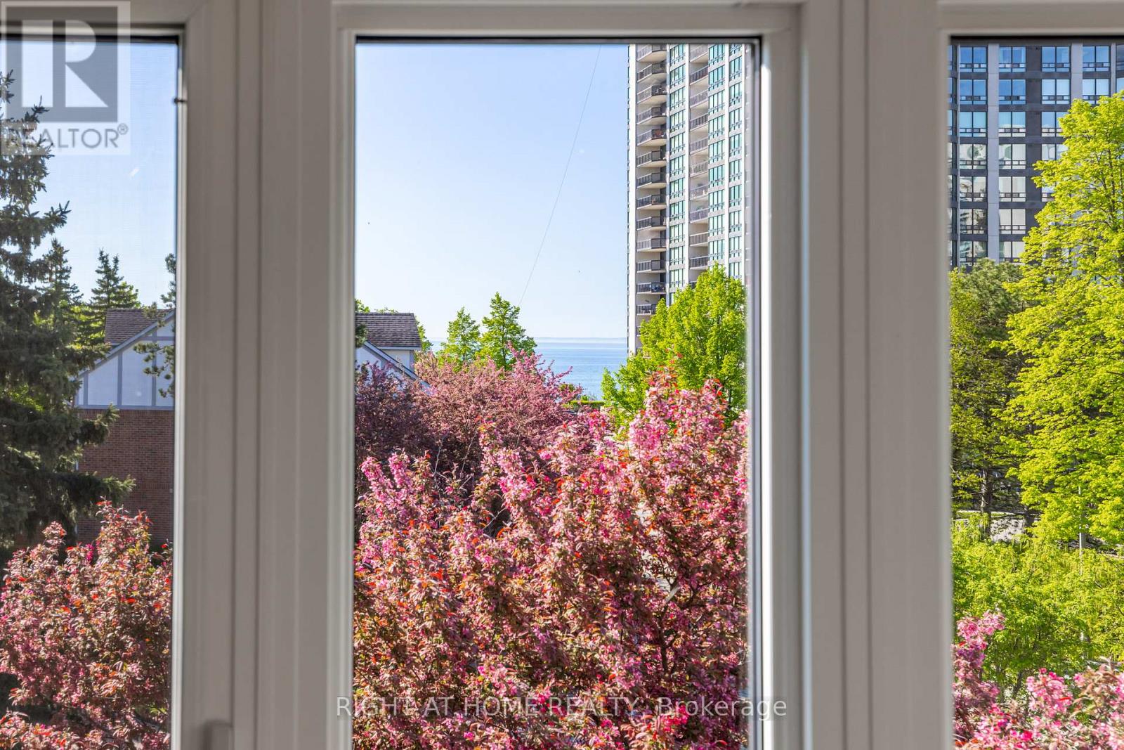 67 Windhaven Place, Oakville, Ontario  L6L 6L1 - Photo 29 - W12582724