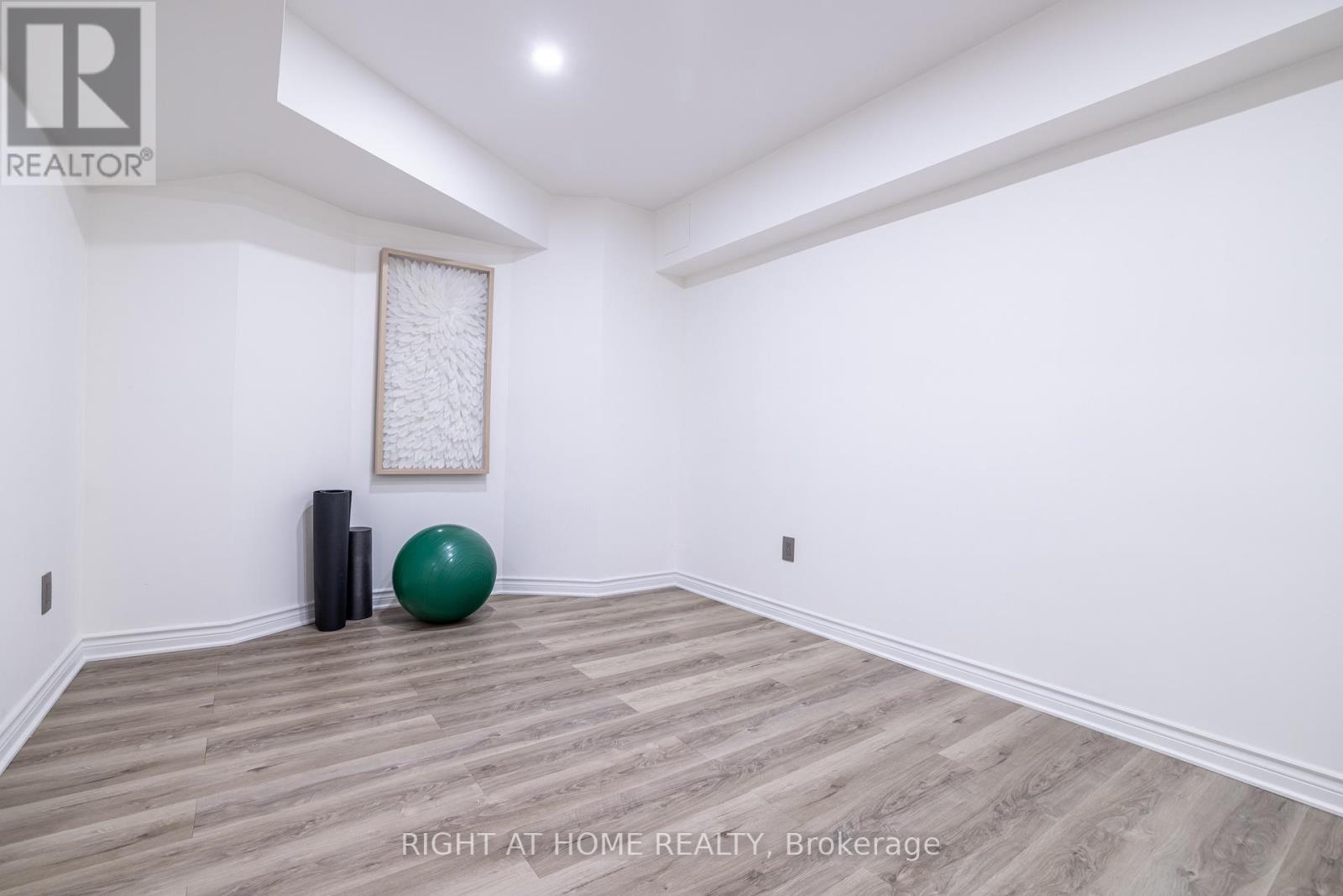 67 Windhaven Place, Oakville, Ontario  L6L 6L1 - Photo 32 - W12582724