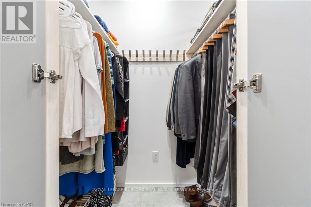 1420 Moss Glen Road, Burlington, Ontario  L7P 2B9 - Photo 23 - W12582776