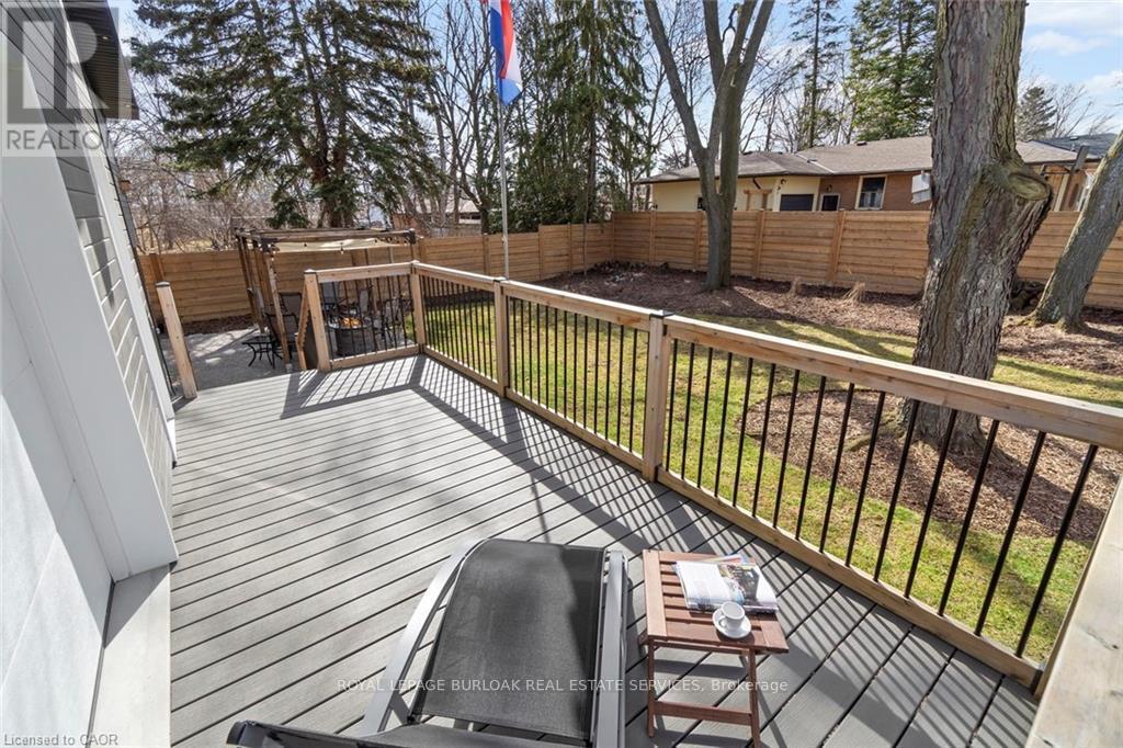 1420 Moss Glen Road, Burlington, Ontario  L7P 2B9 - Photo 38 - W12582776