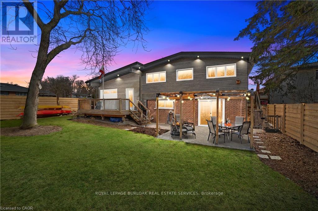 1420 Moss Glen Road, Burlington, Ontario  L7P 2B9 - Photo 40 - W12582776