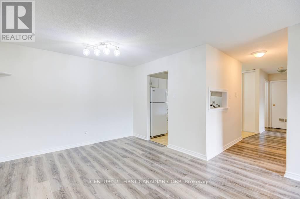 117 - 148 Conway Drive, London South, Ontario  N6E 3N4 - Photo 7 - X12582788