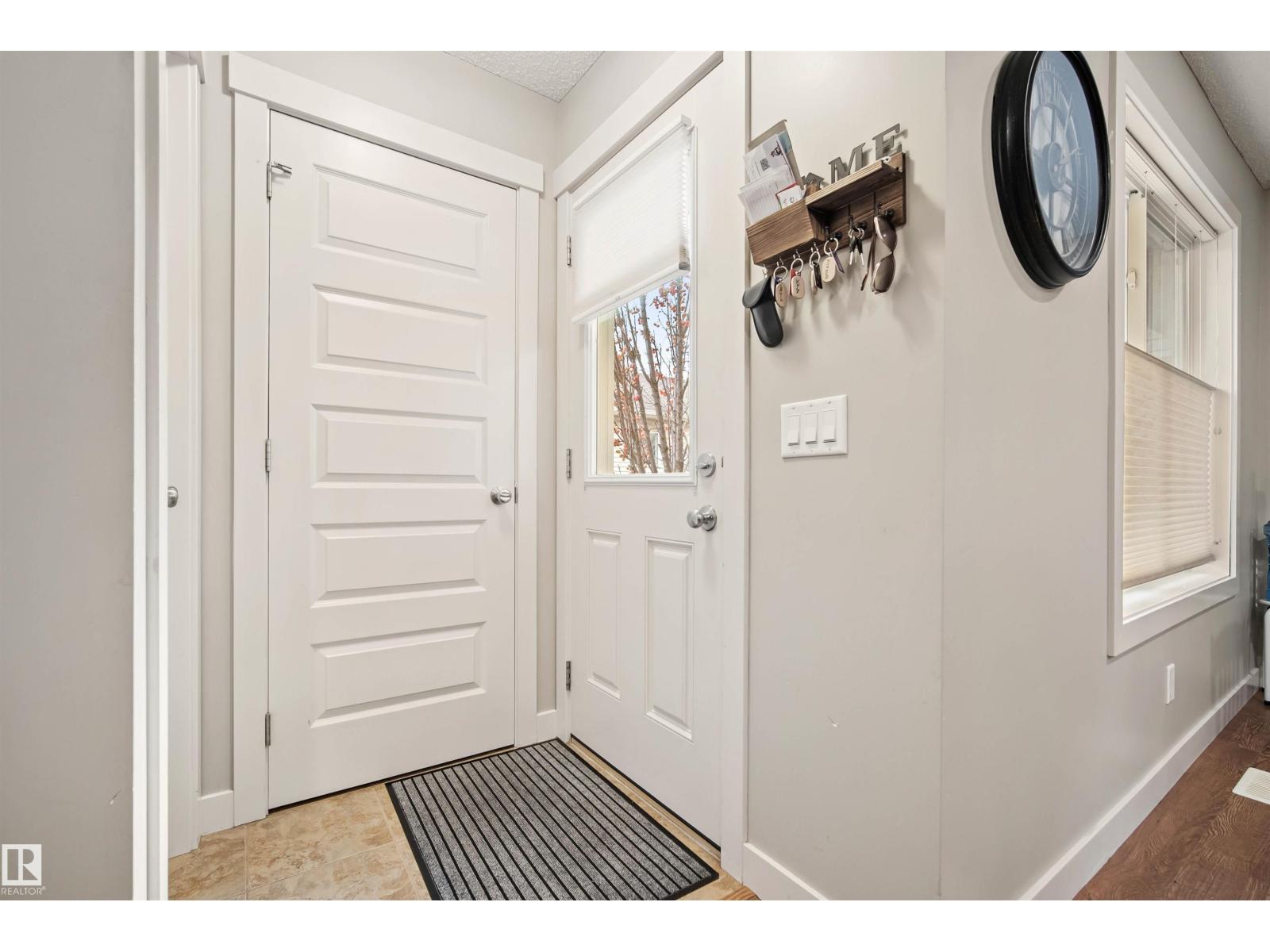 2063 Trumpeter Wy Nw, Edmonton, Alberta  T5S 0E7 - Photo 25 - E4466881