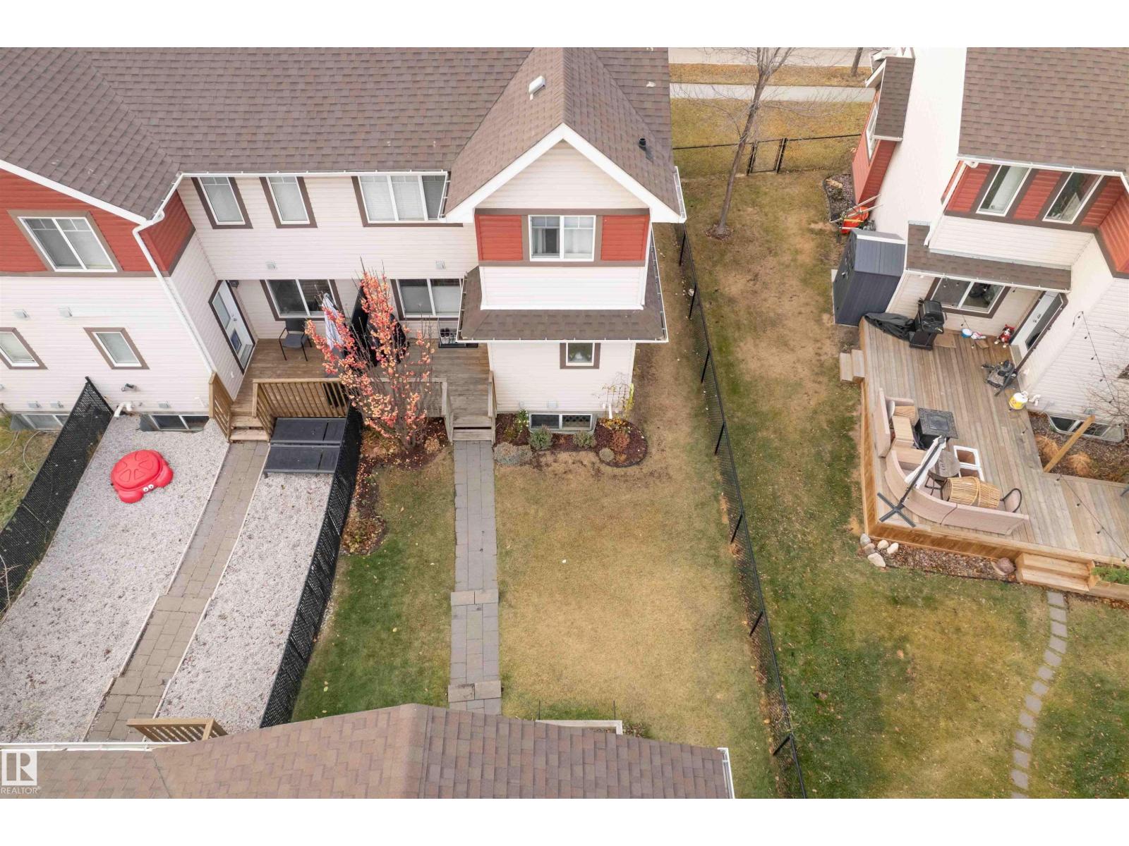 2063 Trumpeter Wy Nw, Edmonton, Alberta  T5S 0E7 - Photo 4 - E4466881