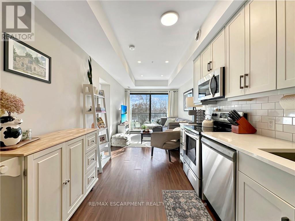 213 - 64 Main Street N, Haldimand, Ontario  N0A 1H0 - Photo 5 - X12582784