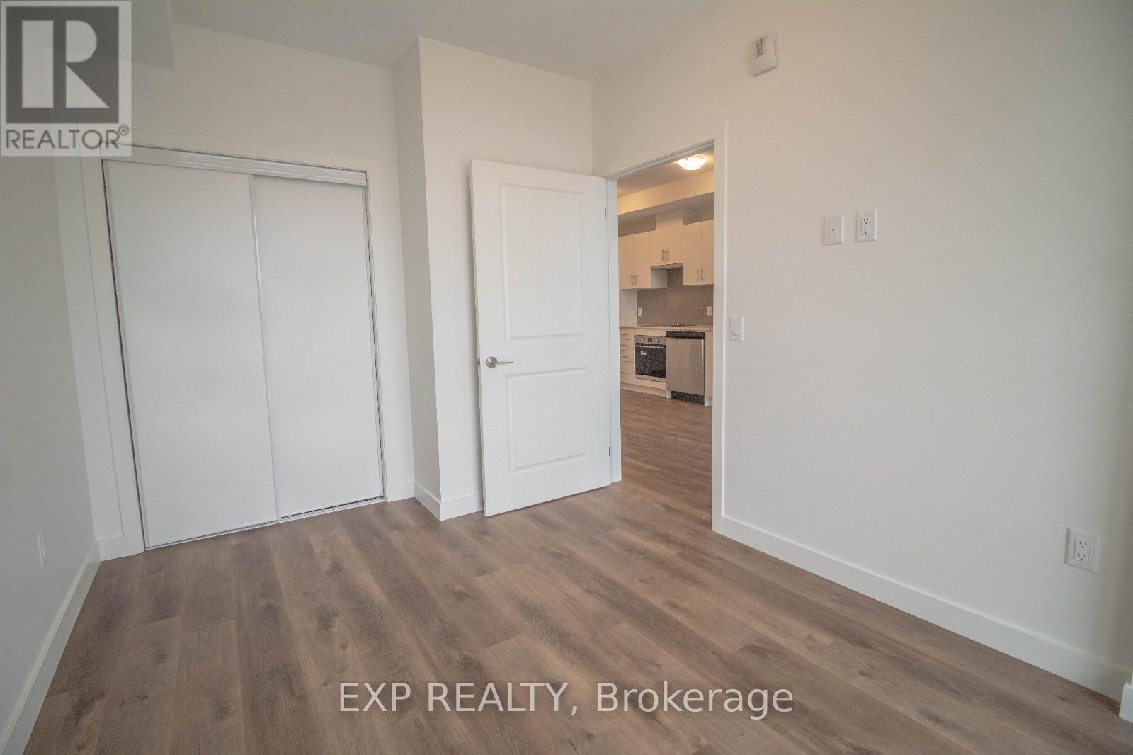 420 - 461 Green Road, Hamilton, Ontario  L8E 5B4 - Photo 10 - X12463348