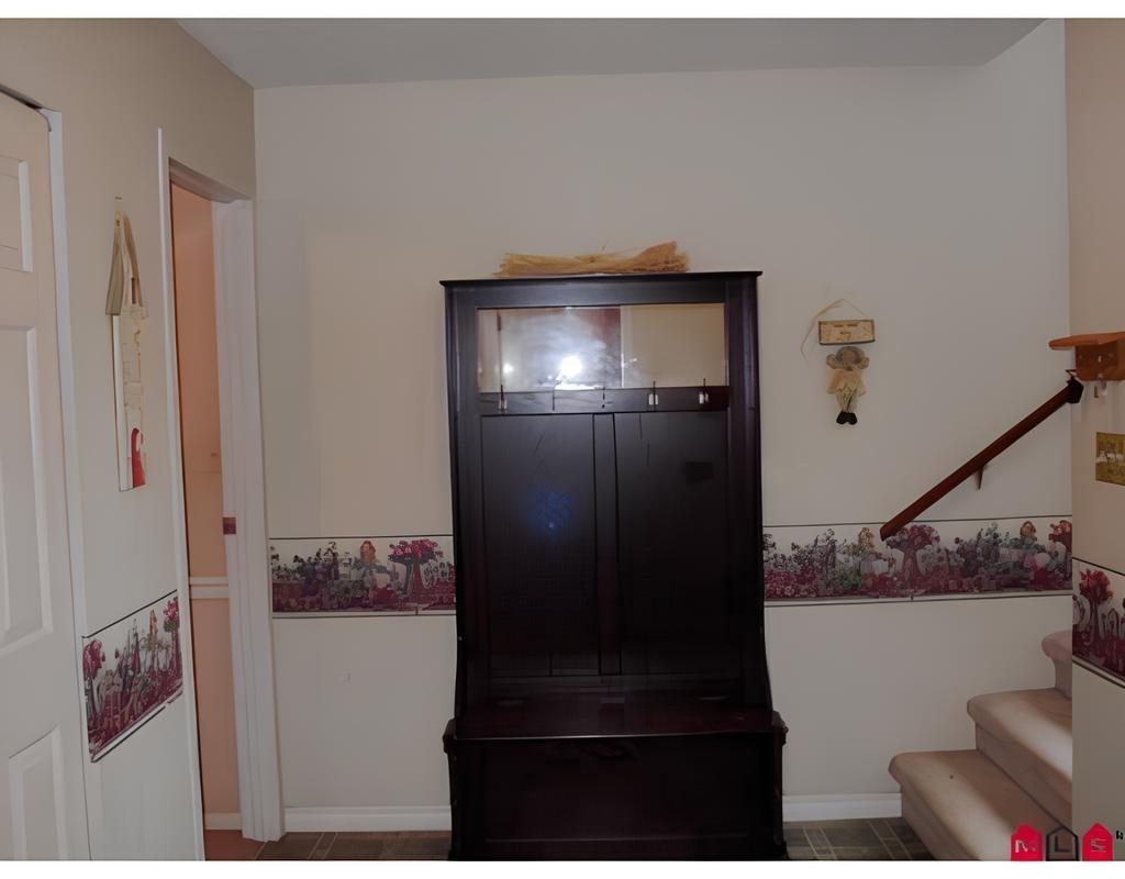 32460 Cherry Avenue, Mission, British Columbia  V2V 2T6 - Photo 3 - R3069681