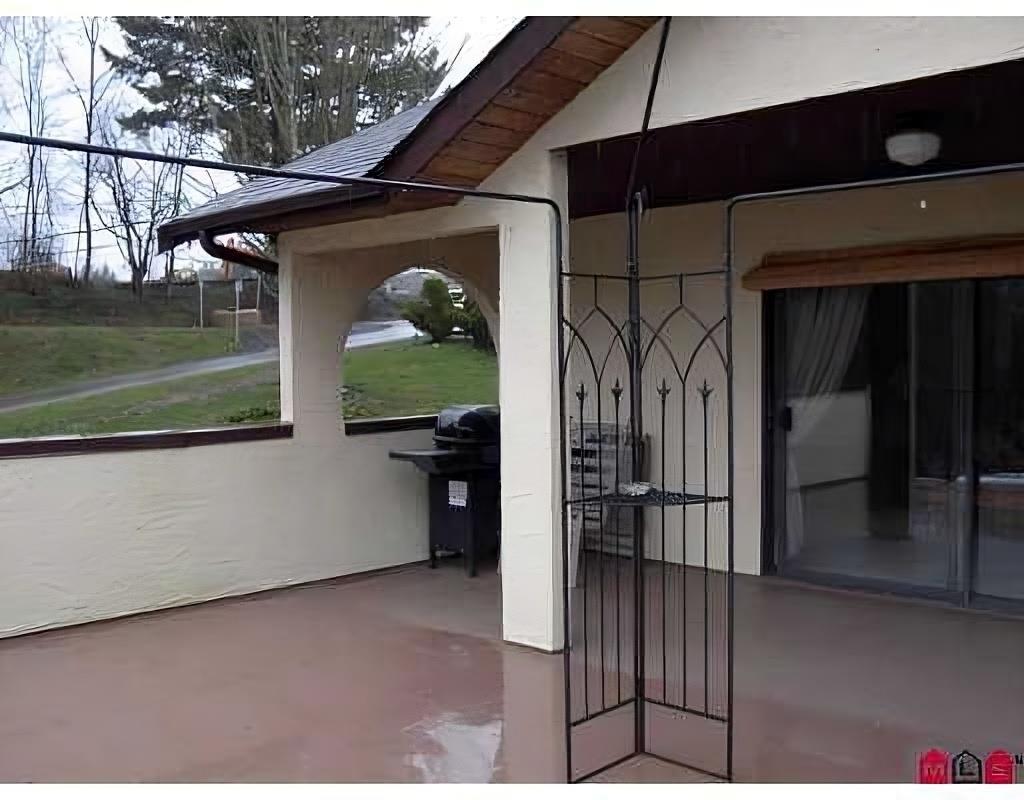 32460 Cherry Avenue, Mission, British Columbia  V2V 2T6 - Photo 2 - R3069681