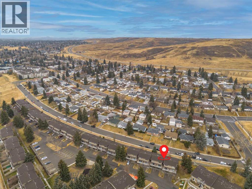 38, 1055 72 Avenue Nw, Calgary, Alberta  T2K 5S4 - Photo 1 - A2271629