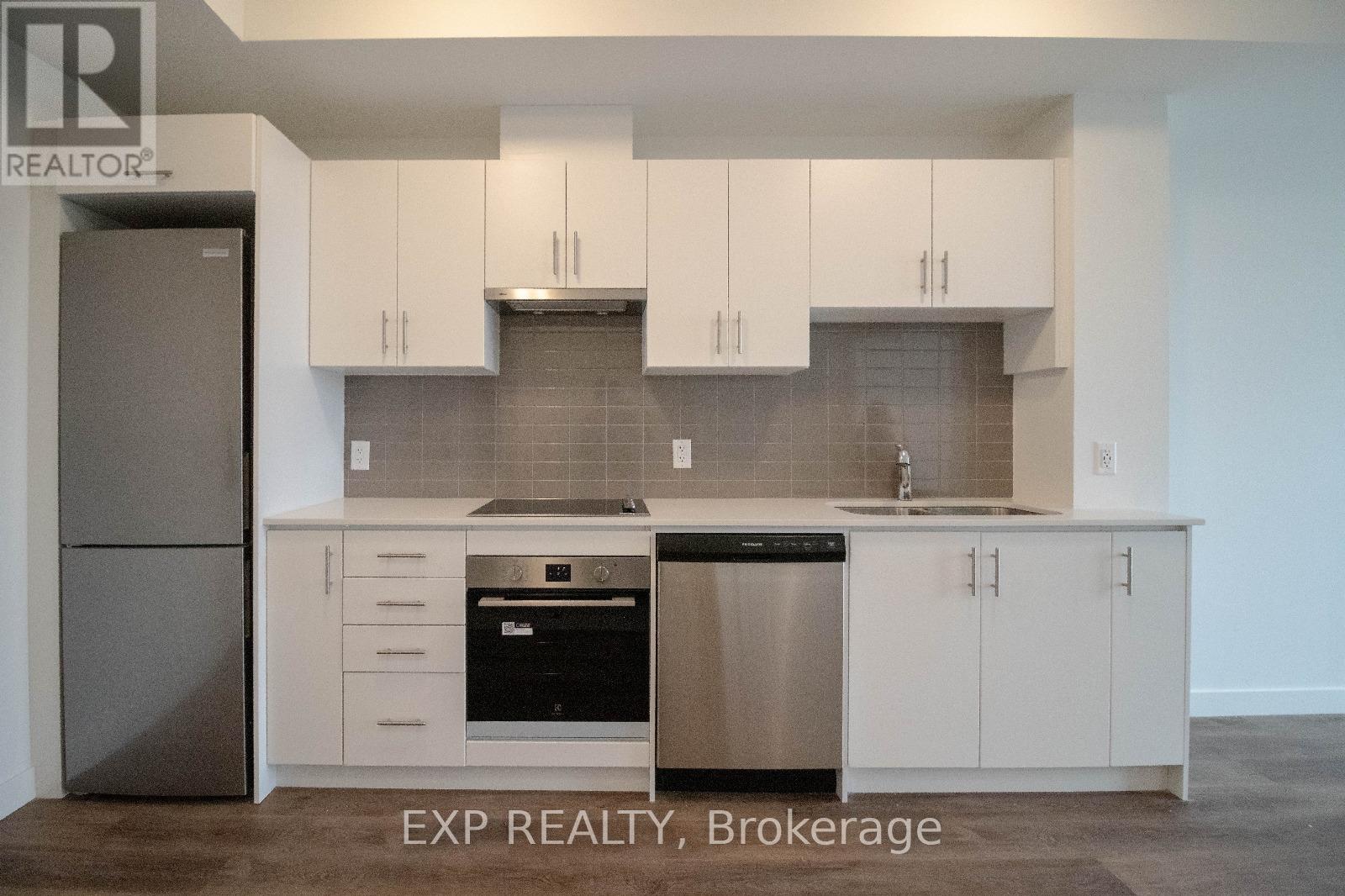 420 - 461 Green Road, Hamilton, Ontario  L8E 5B4 - Photo 2 - X12463348