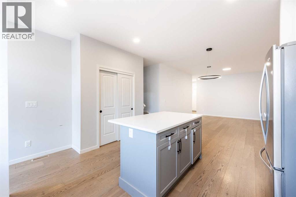 97 Cornerbrook Road, Calgary, Alberta  T3N 2G9 - Photo 7 - A2272435