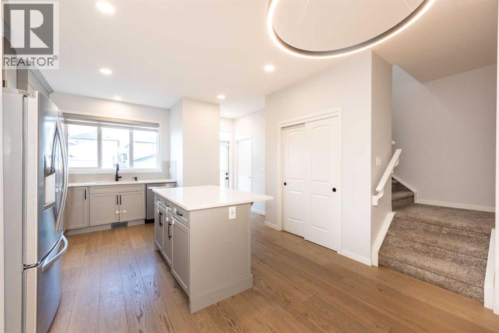 97 Cornerbrook Road, Calgary, Alberta  T3N 2G9 - Photo 6 - A2272435