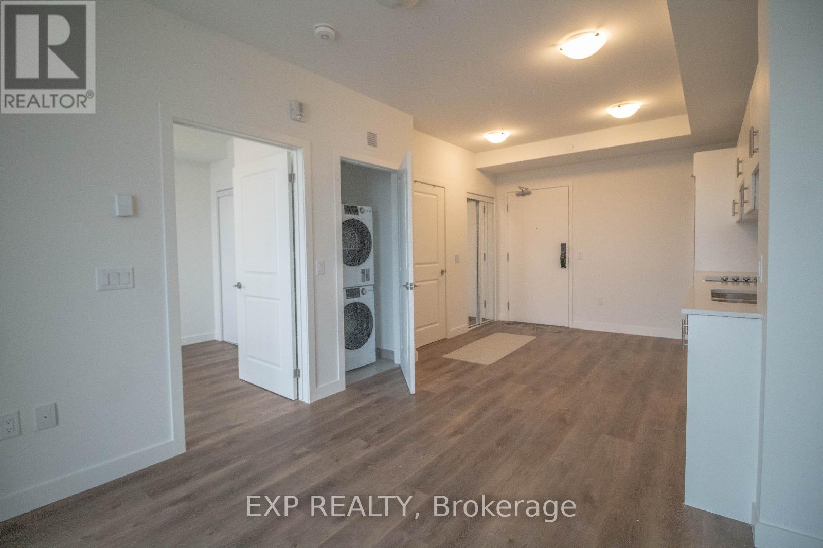 420 - 461 Green Road, Hamilton, Ontario  L8E 5B4 - Photo 5 - X12463348