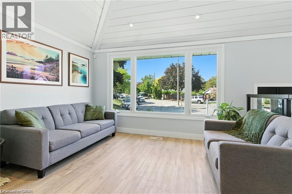 19 Wallace Place, Caledonia, Ontario  N3W 1G4 - Photo 15 - 40788839