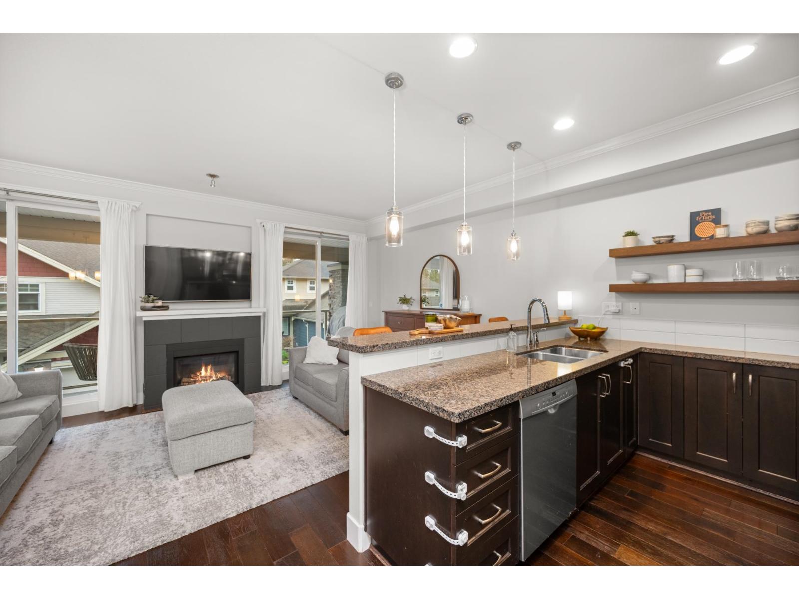 6 15454 32 Avenue, Surrey, British Columbia V3Z 2J8 - Photo 8 - R3070475