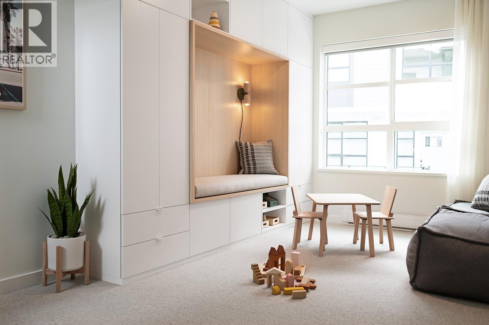 125 2045 Heritage Park Lane, North Vancouver, British Columbia  V7H 0E3 - Photo 14 - R3070622