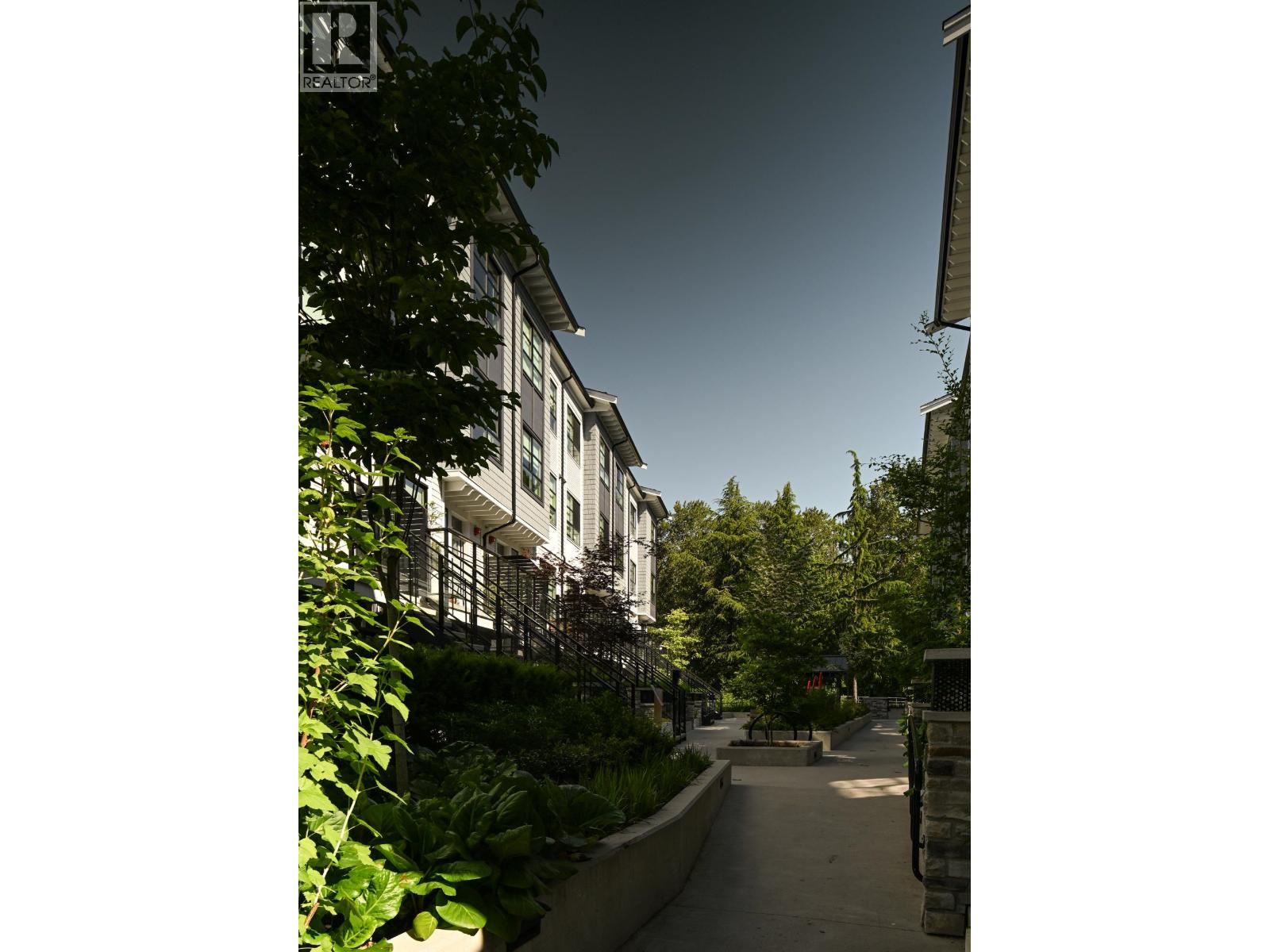 125 2045 Heritage Park Lane, North Vancouver, British Columbia  V7H 0E3 - Photo 39 - R3070622