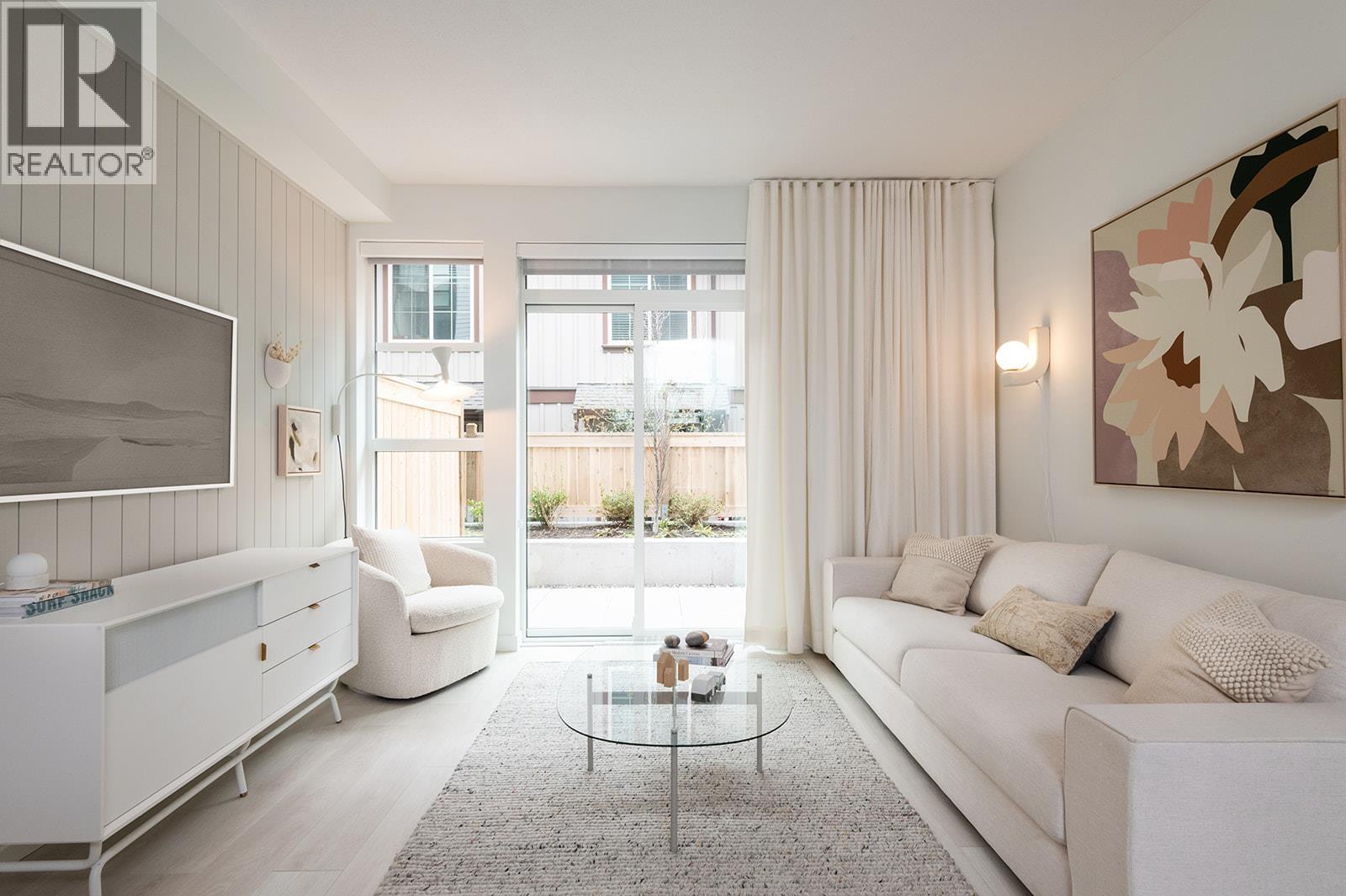 125 2045 Heritage Park Lane, North Vancouver, British Columbia  V7H 0E3 - Photo 5 - R3070622