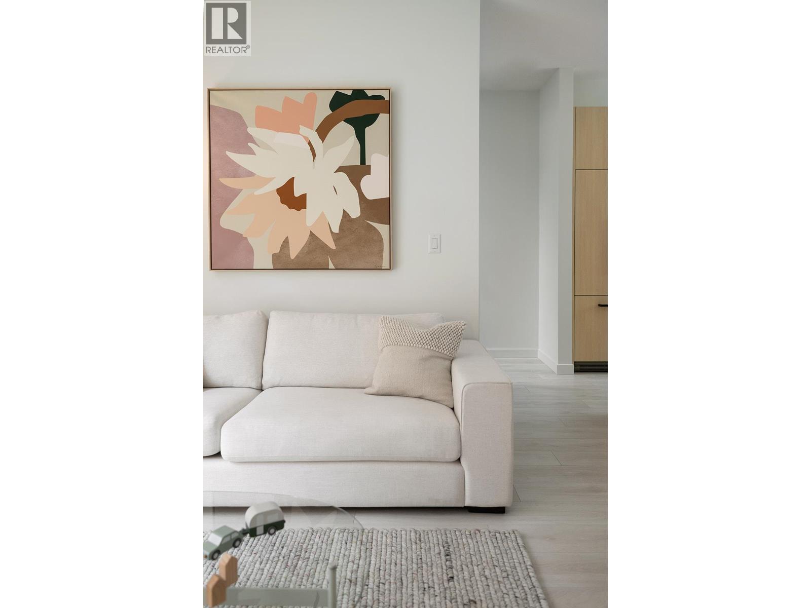 125 2045 Heritage Park Lane, North Vancouver, British Columbia  V7H 0E3 - Photo 8 - R3070622