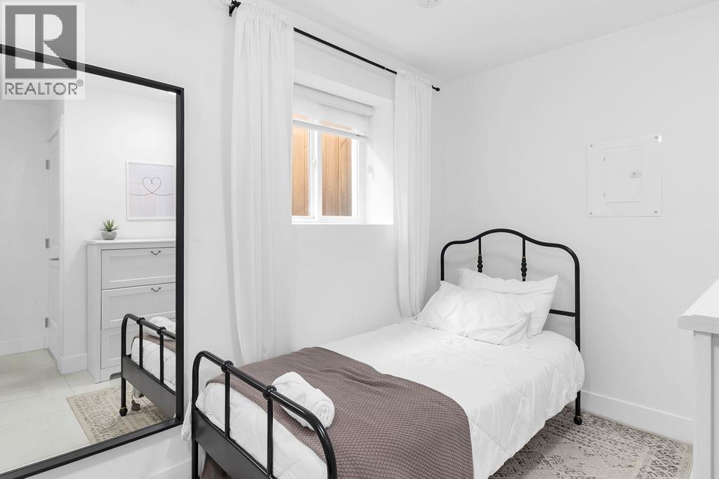 1462 Pitt River Road, Port Coquitlam, British Columbia  V3C 1N7 - Photo 35 - R3070620